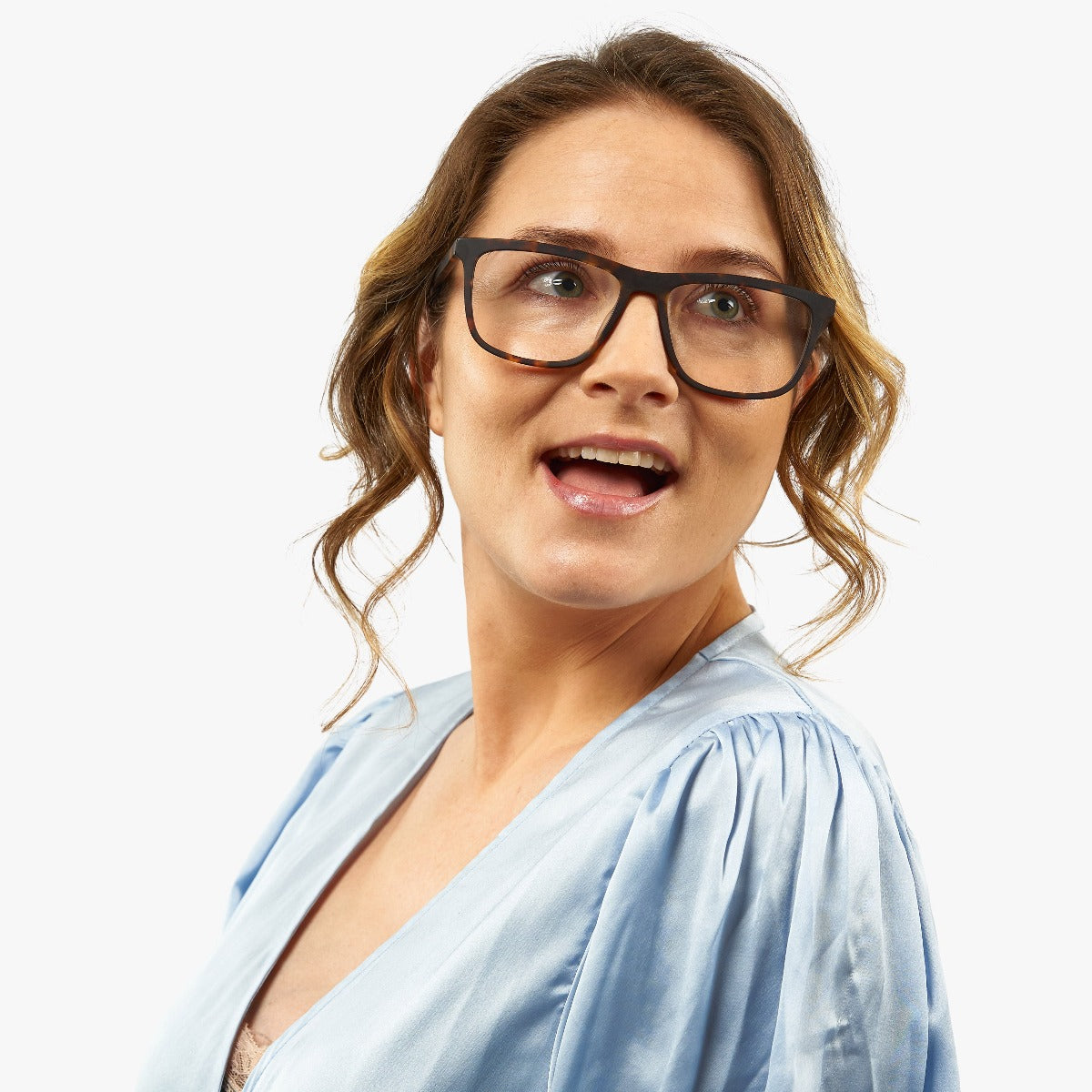 Adams_DarkTurtle_Women_Readers_Pic_bae9109d-fb16-40d9-9dca-61fd8c2ca36a.jpg?v=1758619805&width=1200