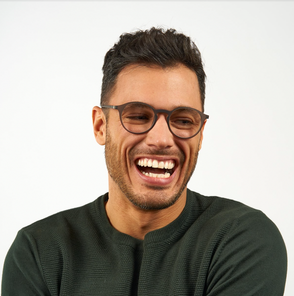 Keep your eye on the eyeglasses trends for men 2024 Luxreaders