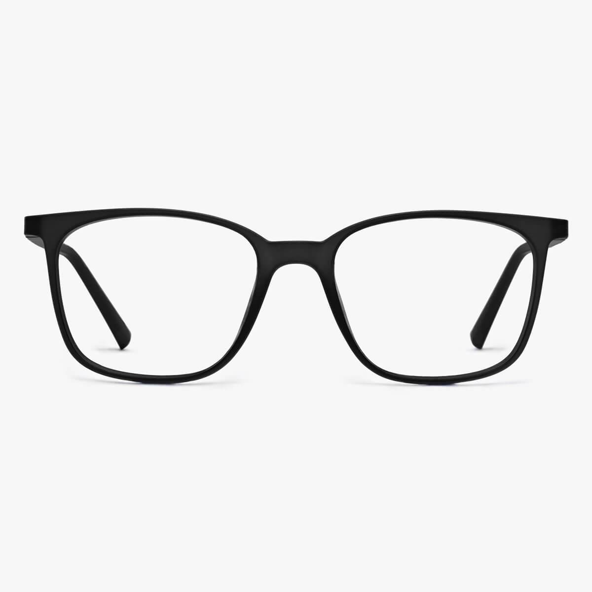 Luxreaders stylish Fyn Black Blue light glasses. Made from Rubber in a Square shape.