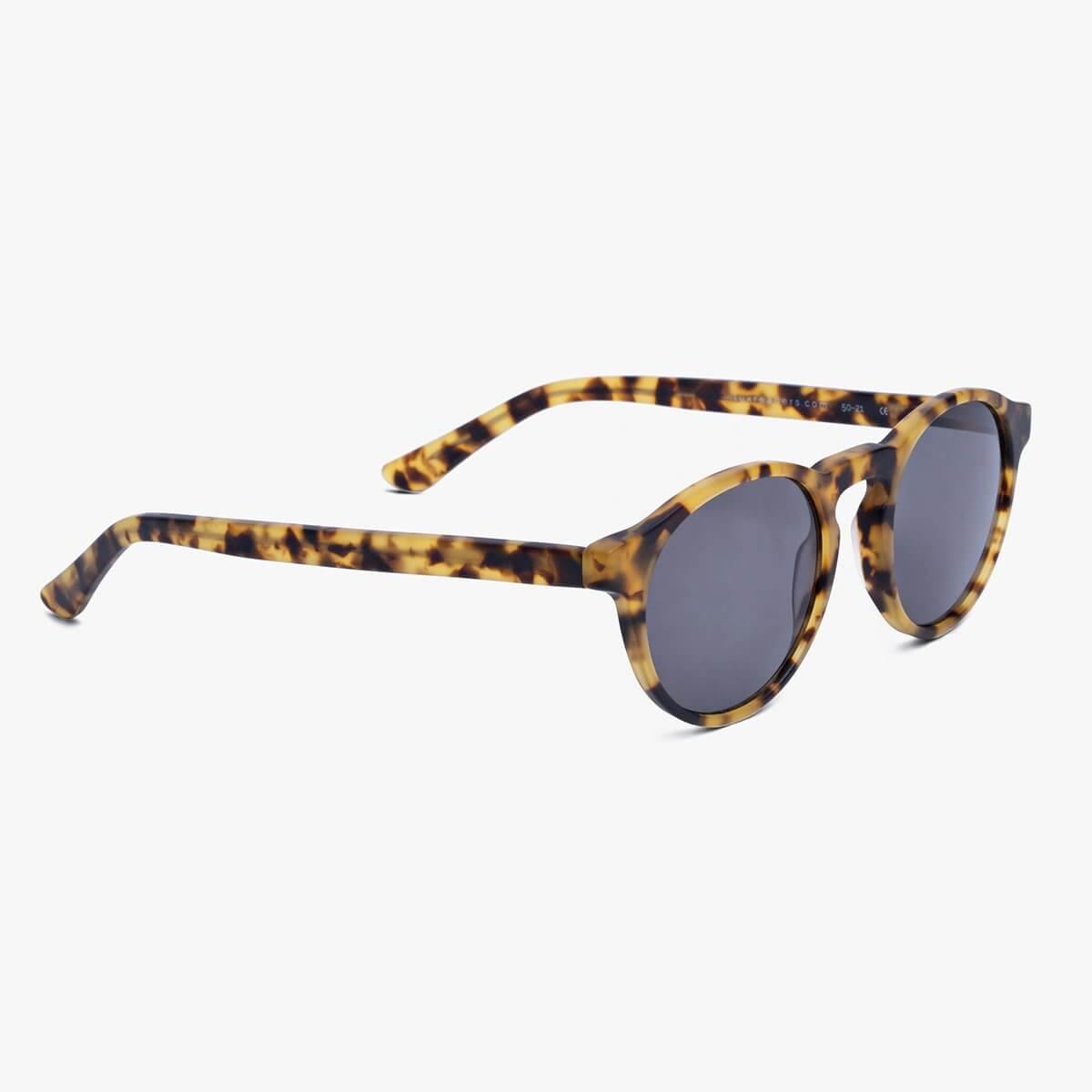 Luxreaders stylish Women's Trondheim Light Turtle Sunglasses. Made from Acetate in a Round shape.