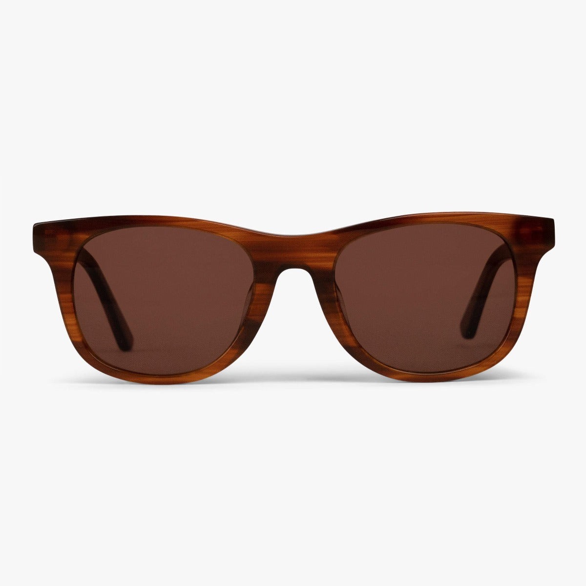 Luxreaders stylish Malmö Shiny Walnut Sunglasses. Made from Acetate in a Square shape.