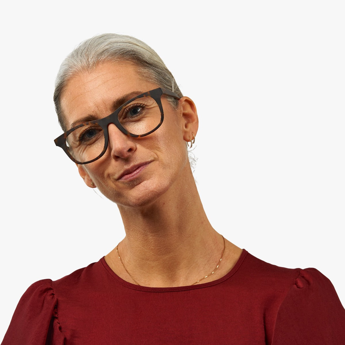 womens-malmo-dark-turtle_reading-glasses_female-model-1.jpg?v=1771419437&width=1200